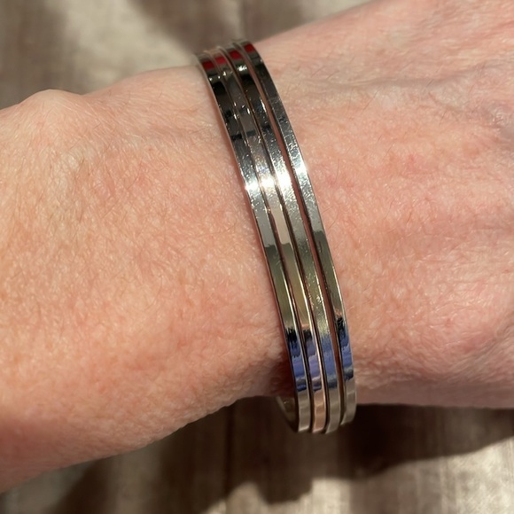 4 minimalist Bangle Bracelets 3 Silver one Rose Gold - Picture 6 of 7